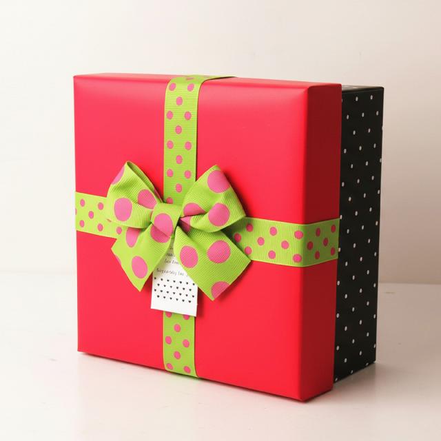 Коробка подарункова; 17.5*17.5*9.2 см.; арт. AG2518-2; ANGEL GIFTS