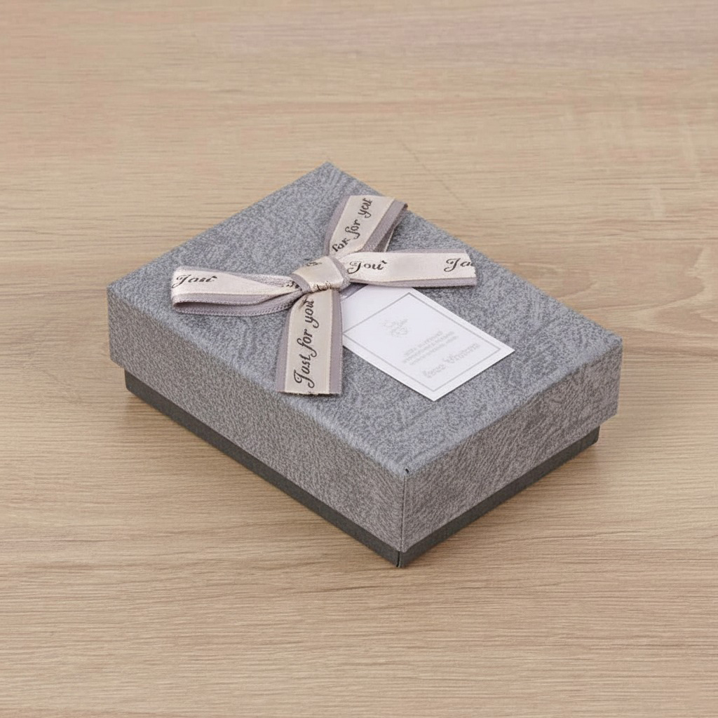 Коробка подарункова; 9.5*7.4*3.4 см.; кол. Сіра; арт. AG2512-2; ANGEL GIFTS